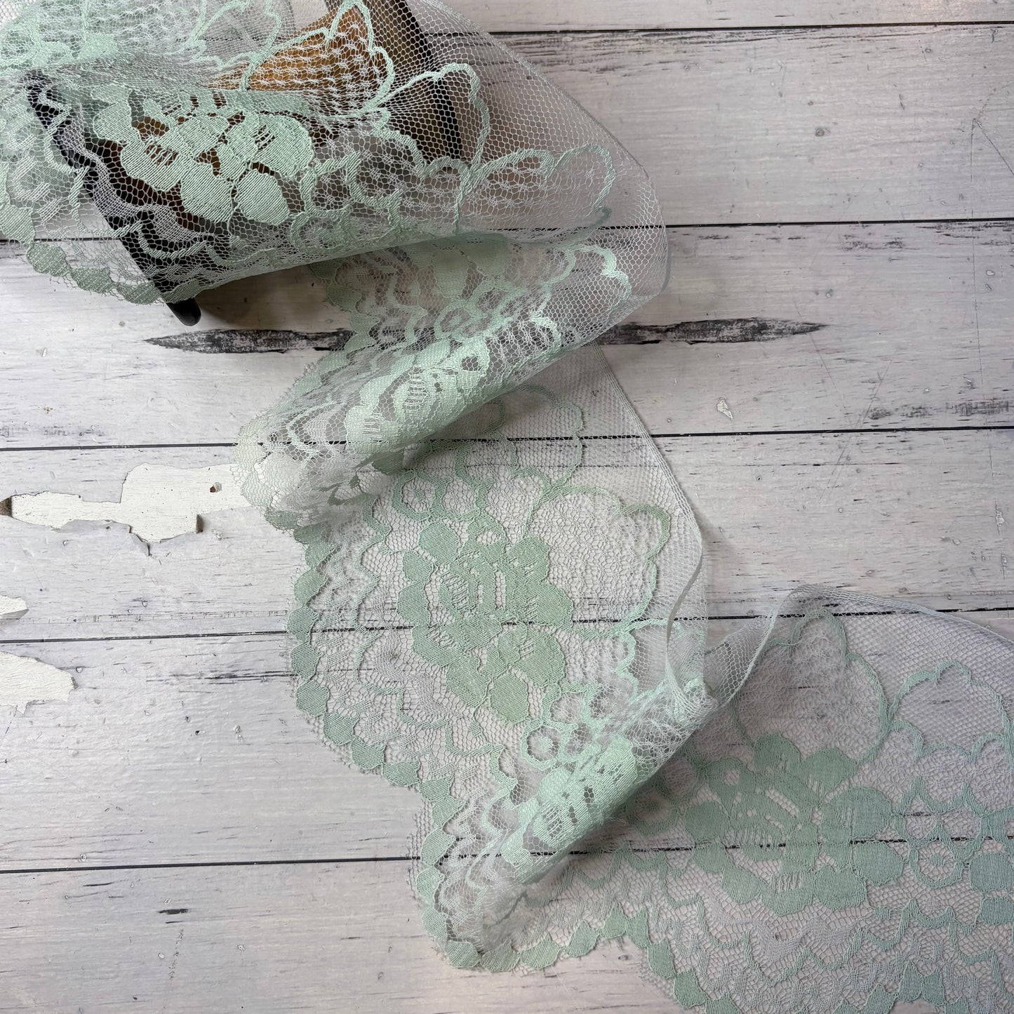 Louell Seafoam Lace