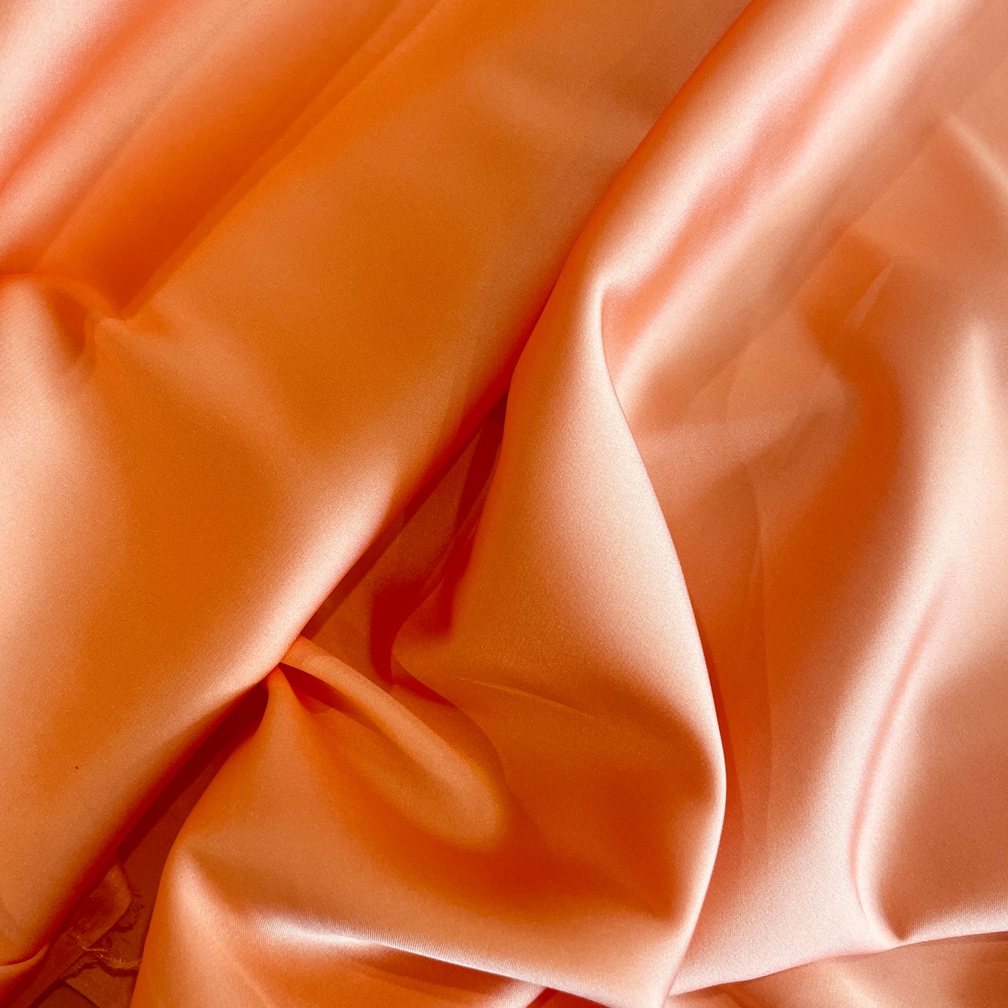 Fanta stretch satin