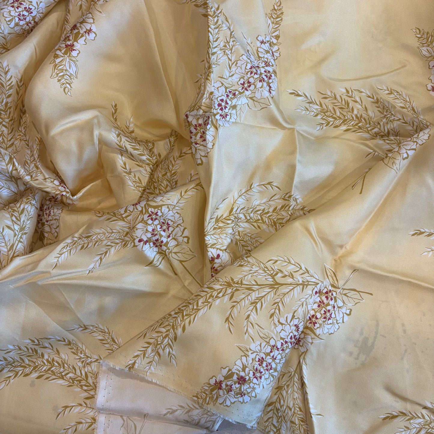 60cm Lemon Boquet Silk Twill