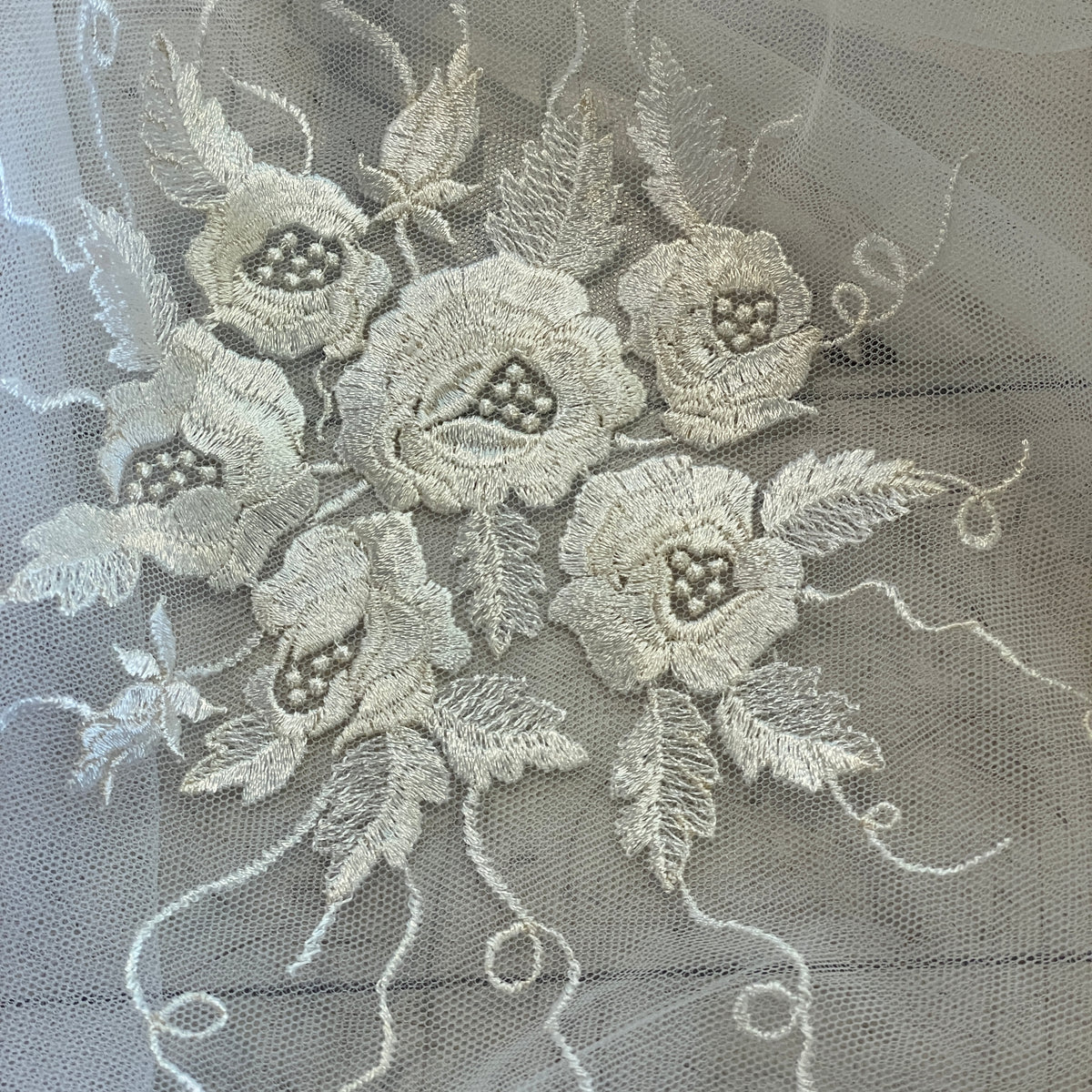Bouquet  embroidered tulle