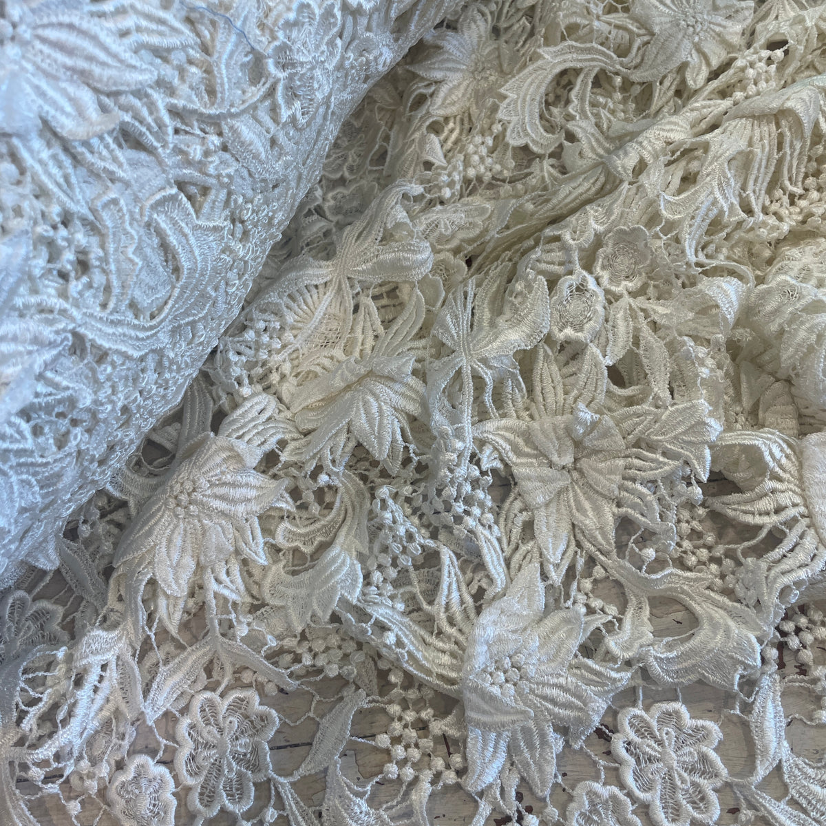 3D garden trail guipure lace