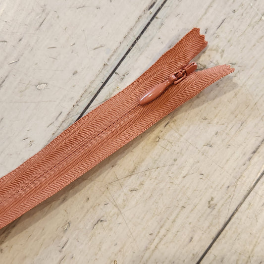 61cm Heavy duty Invisible dress zip sienna