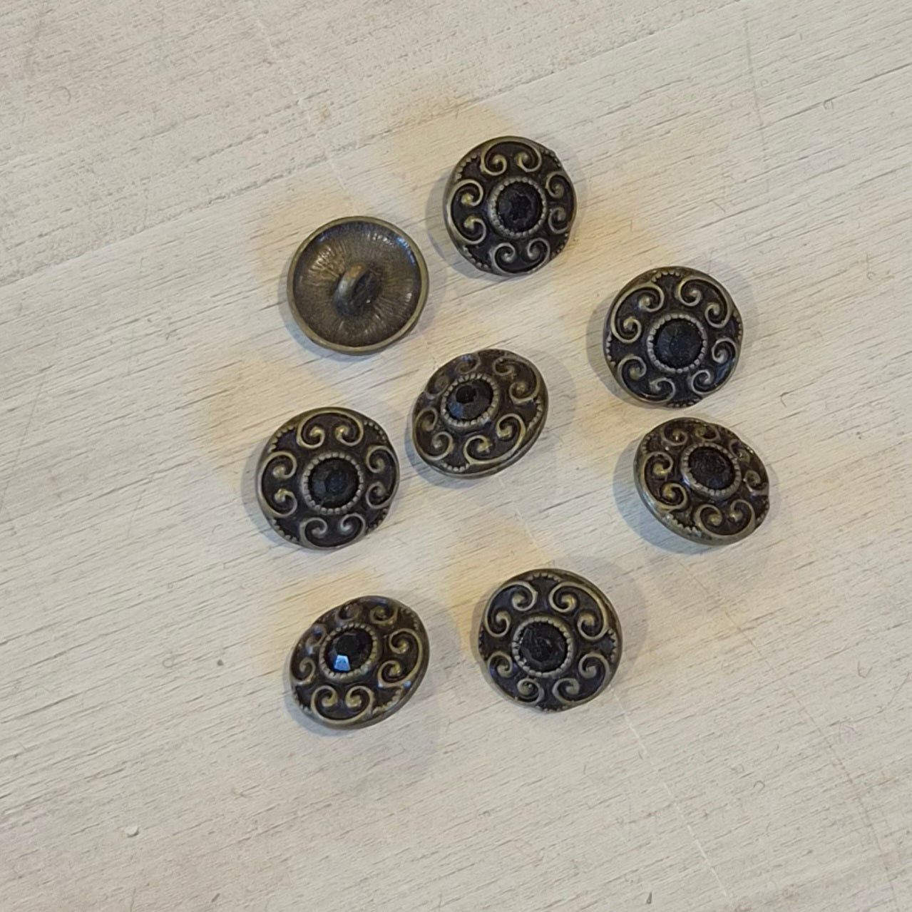 Onyx filigree medium