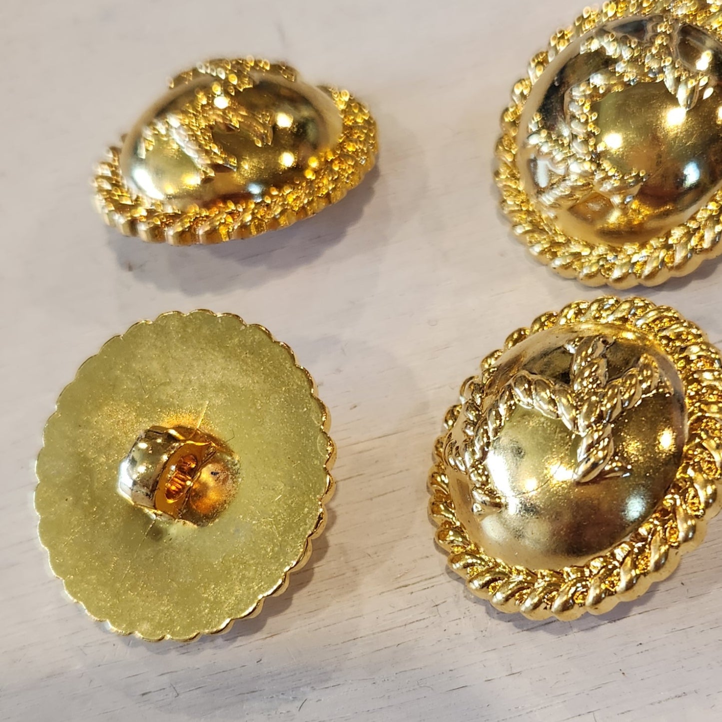 Nautical button