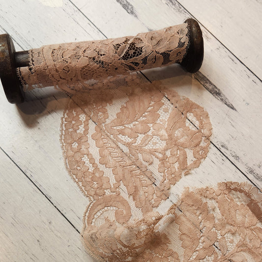 Debby vintage lace
