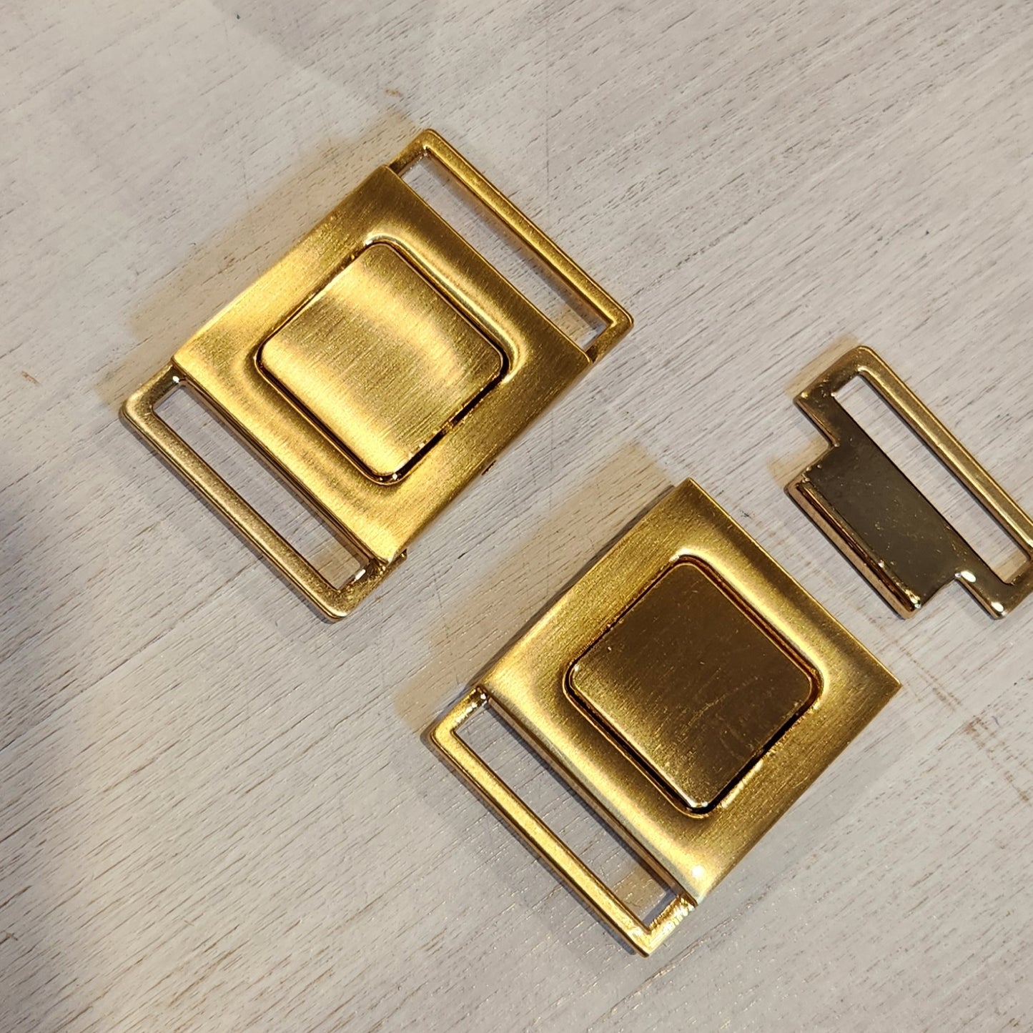 Brushed large gold belt clip