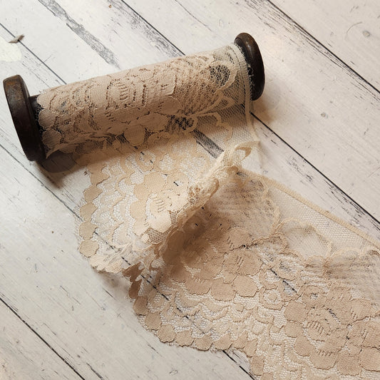 Rochelle vintage lace