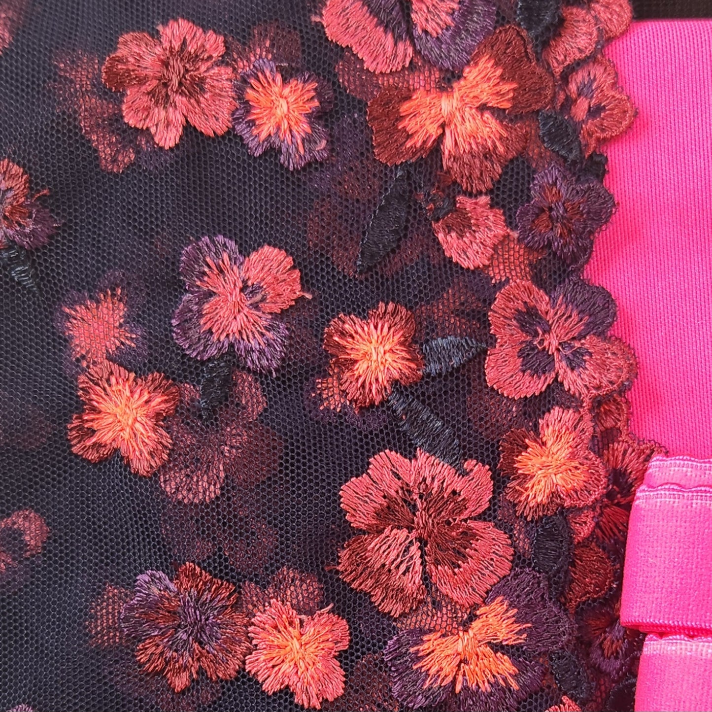 Flowers at midnight Wired Bra Kit Large