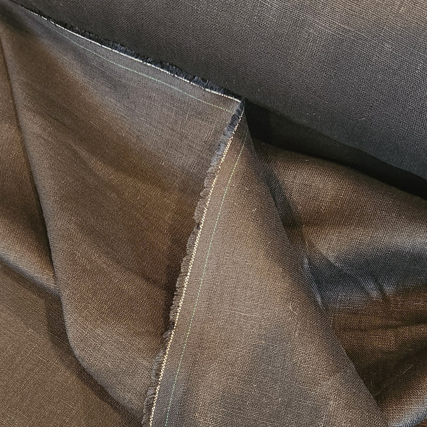 Bobbi black linen