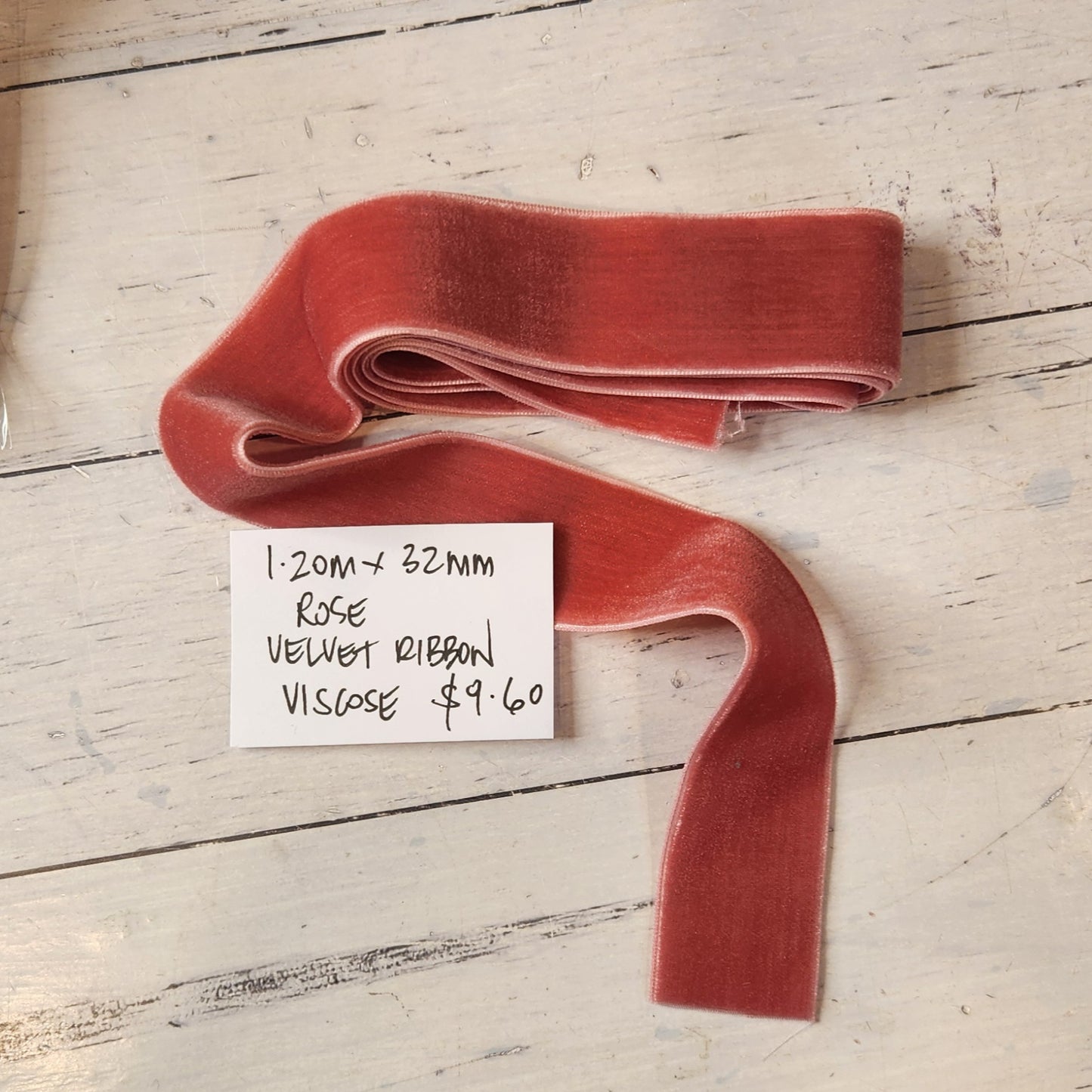 1.20m Rose velvet ribbon