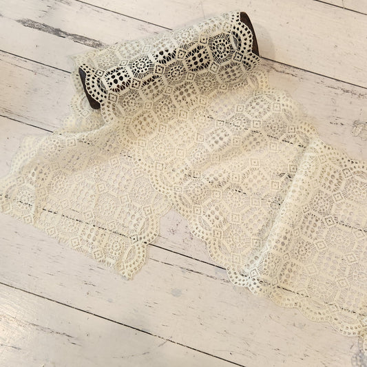 Downtown lace