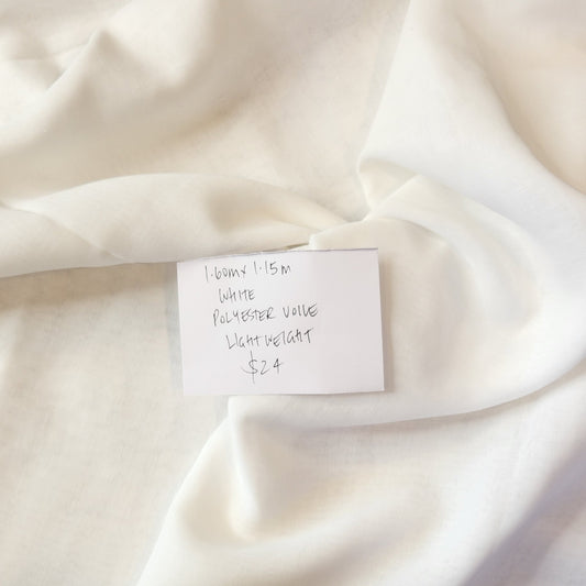 1.60m white polyester voile