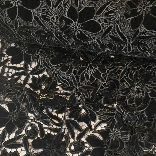 Lola luxe velvet guipure lace