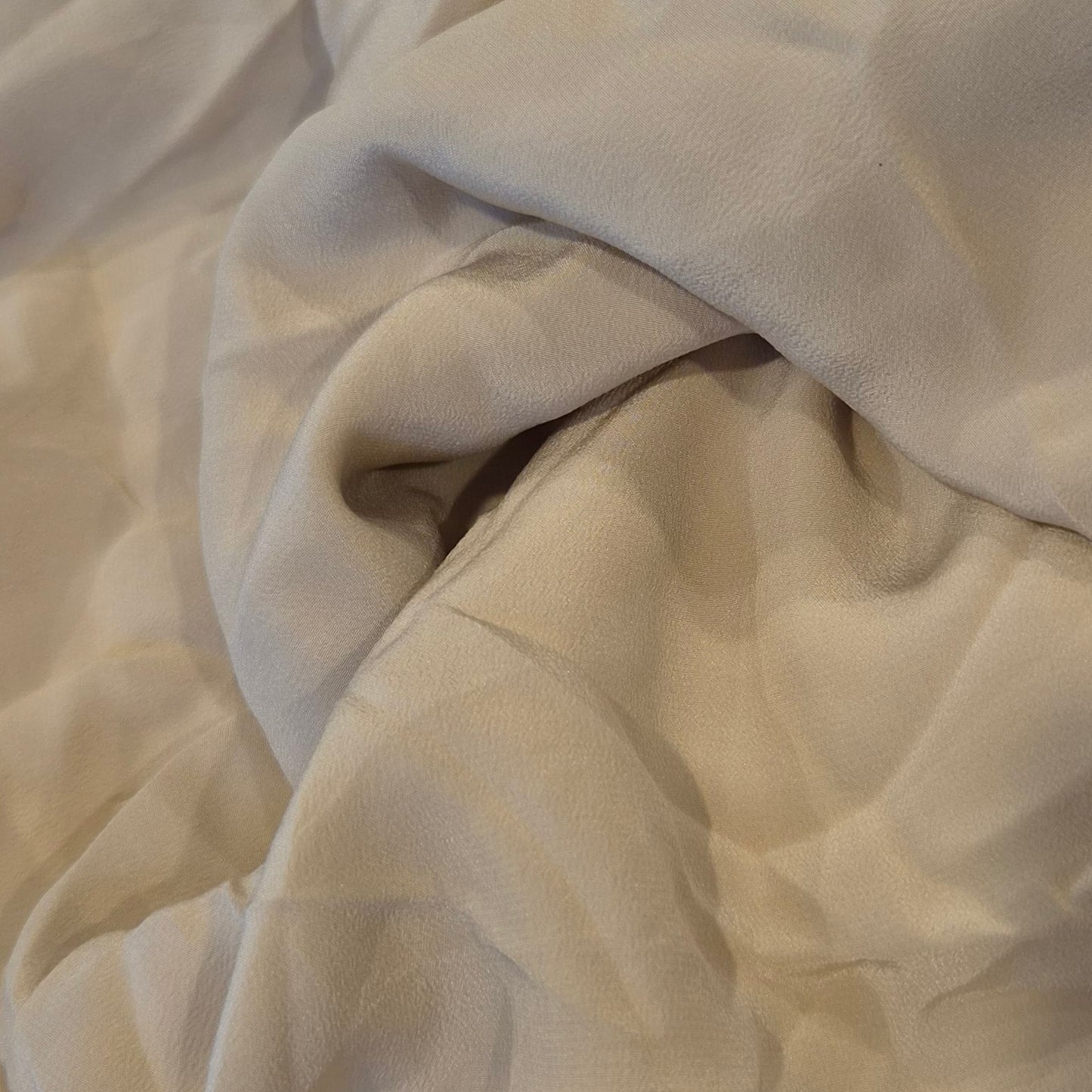 1.7m Deep cream silk crepe de chine