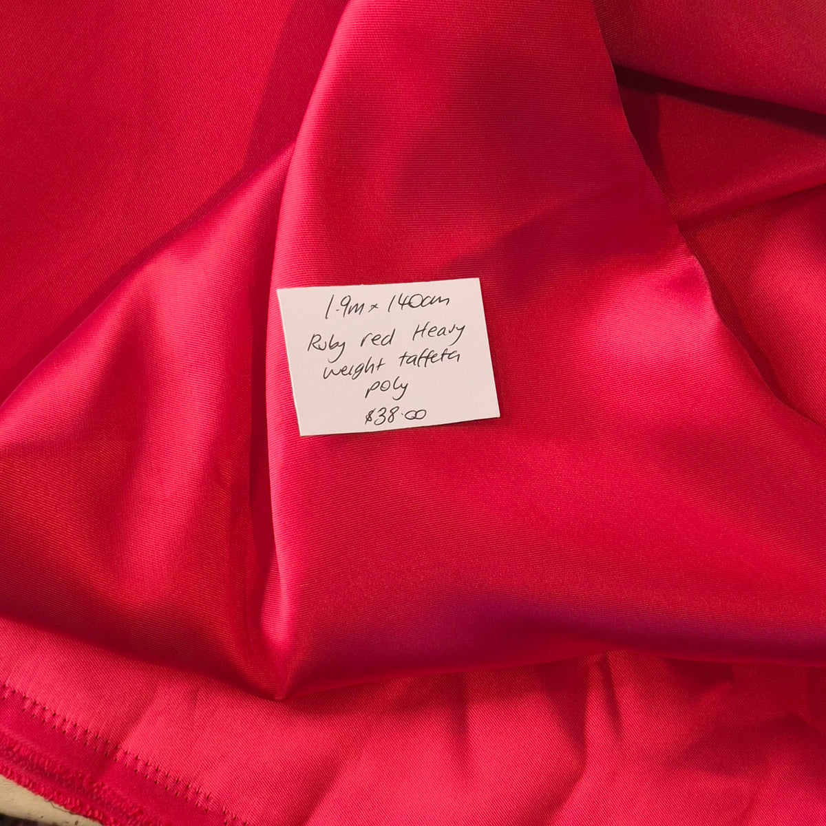 1.9m Ruby red heavy weight taffeta