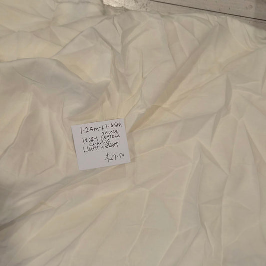 1.25m Ivory cotton viscose challis