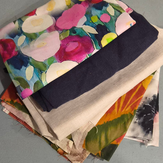 54. 6 pieces assorted linen