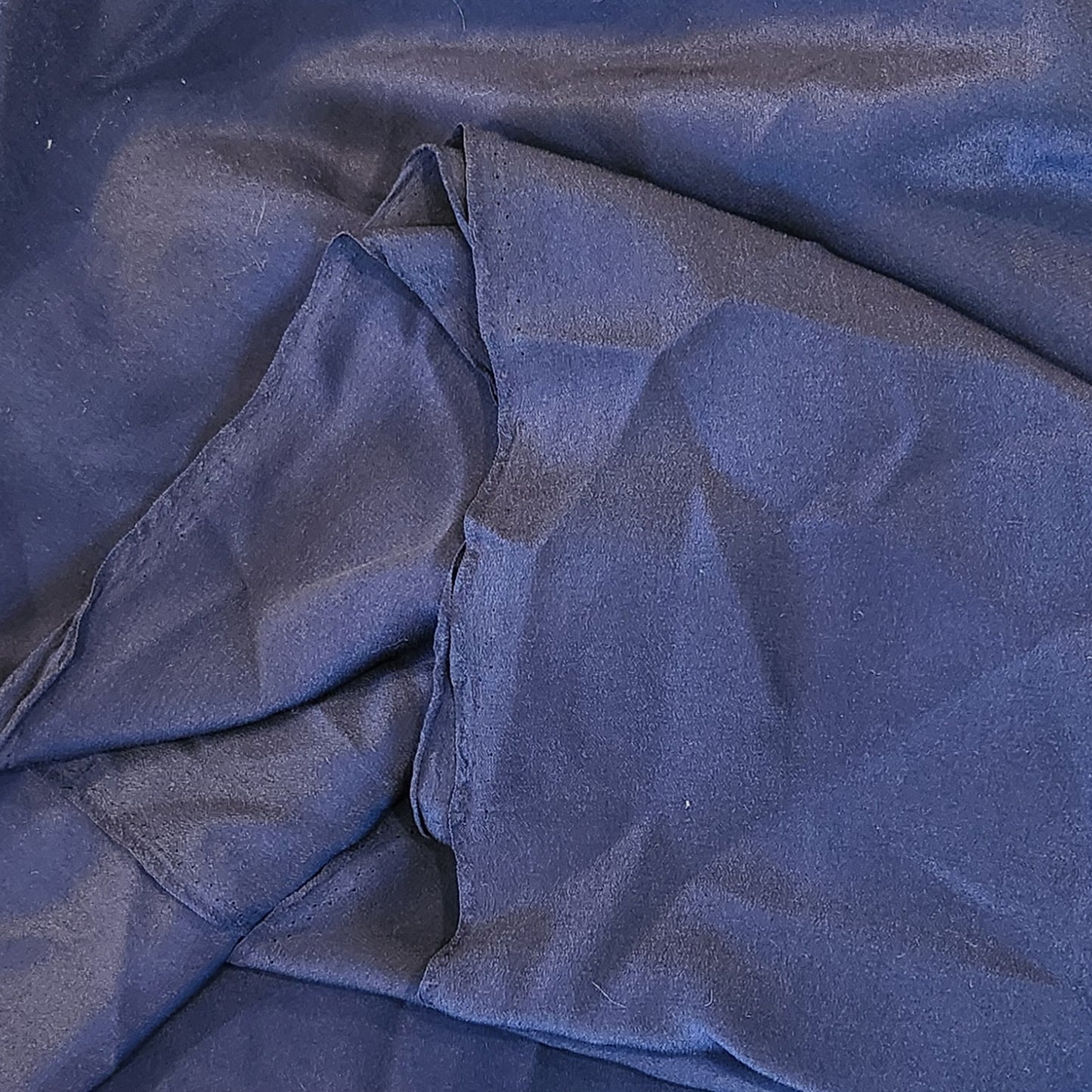 2.4m Navy silk crepe de chine