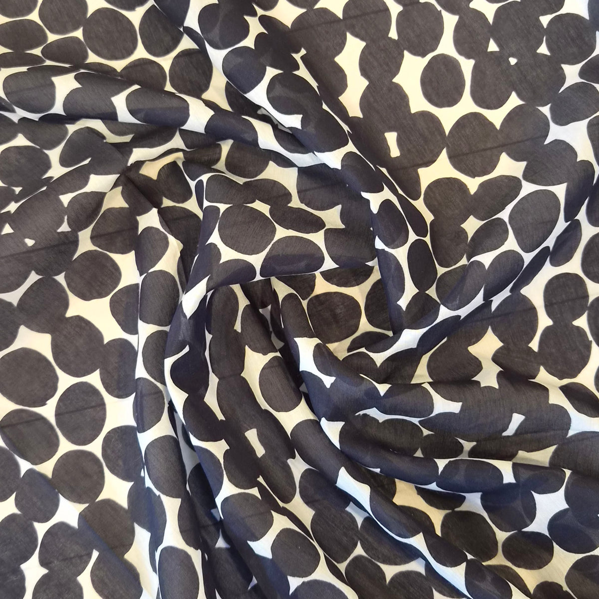 Organic Spotted cotton voile
