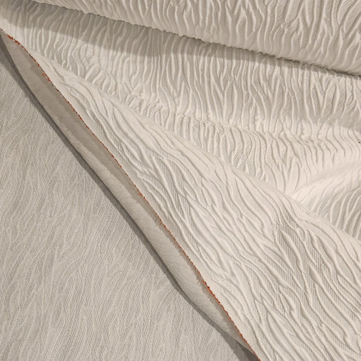 Avalancha white brocade