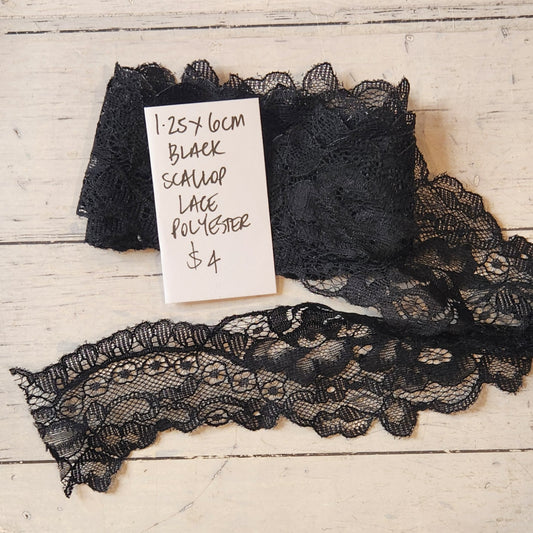 1.25m Black scallop lace