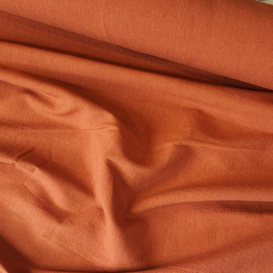 Red centre linen