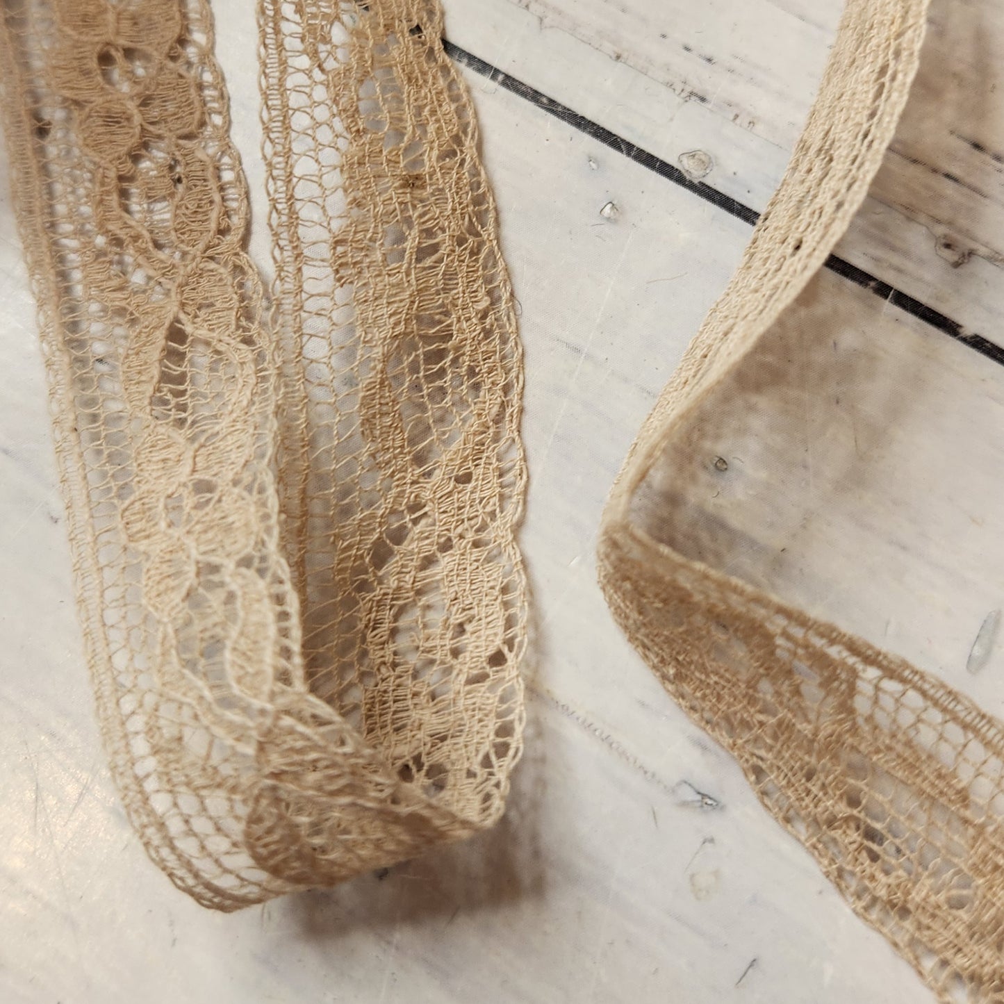 Fae vintage lace