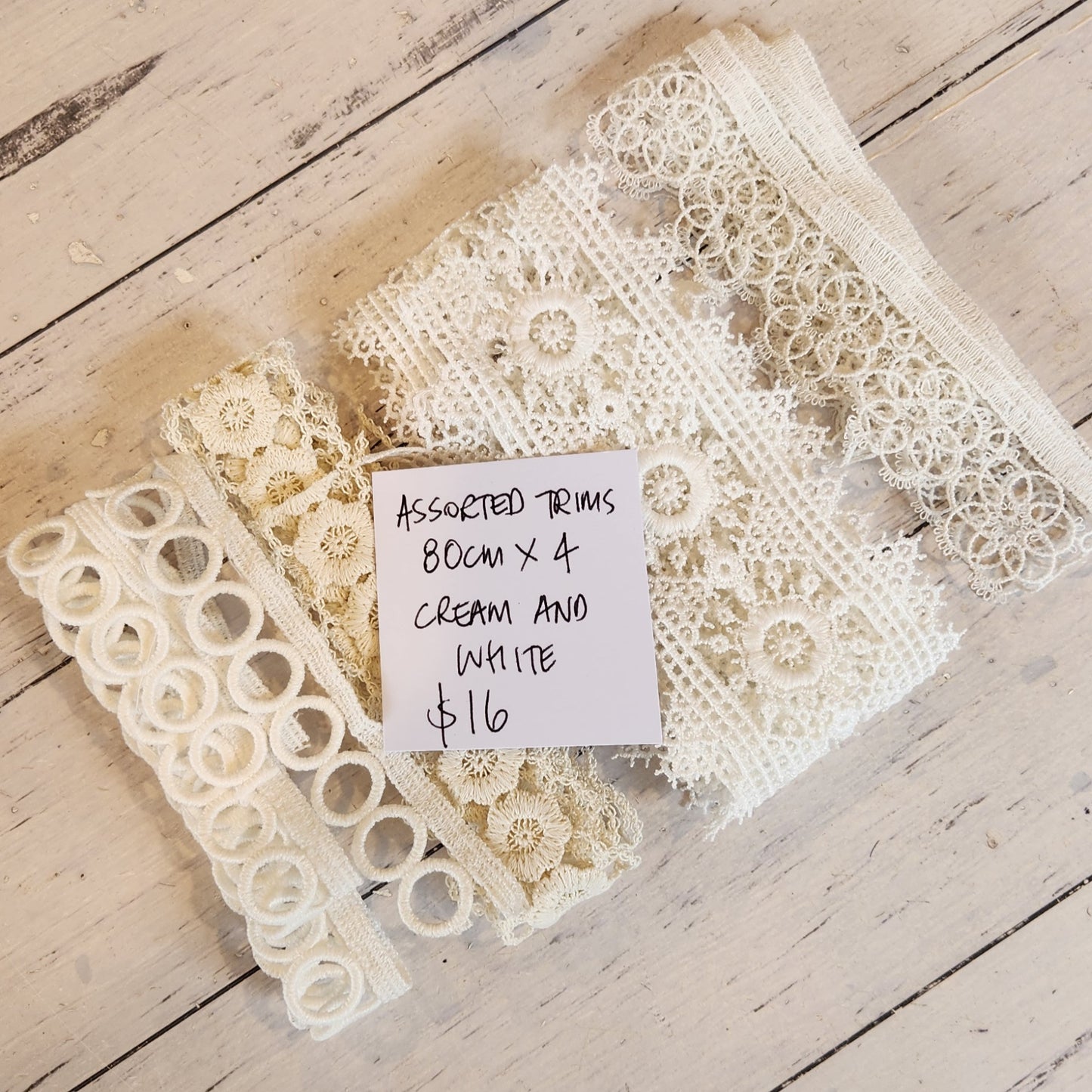 Assorted trims 80cm x4 cream and white