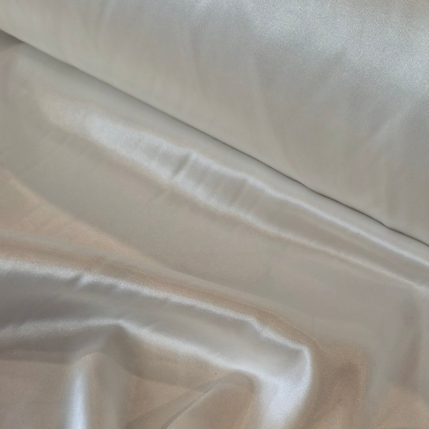 Chantelle lightweight satin
