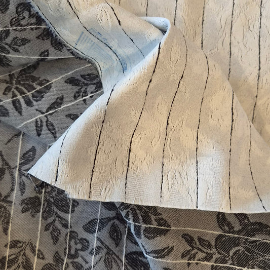 1.05m Rose jacquard stretch bengaline