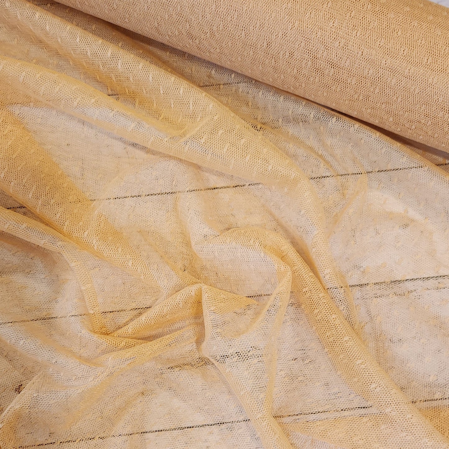 Mustard hail Spotted Tulle