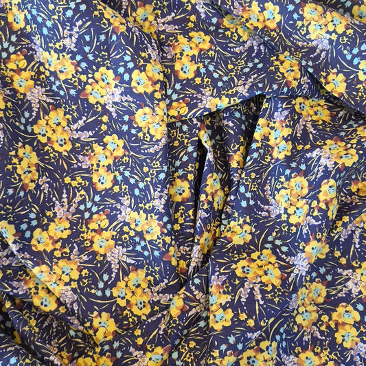 1.35m Yellow posies cotton shirting