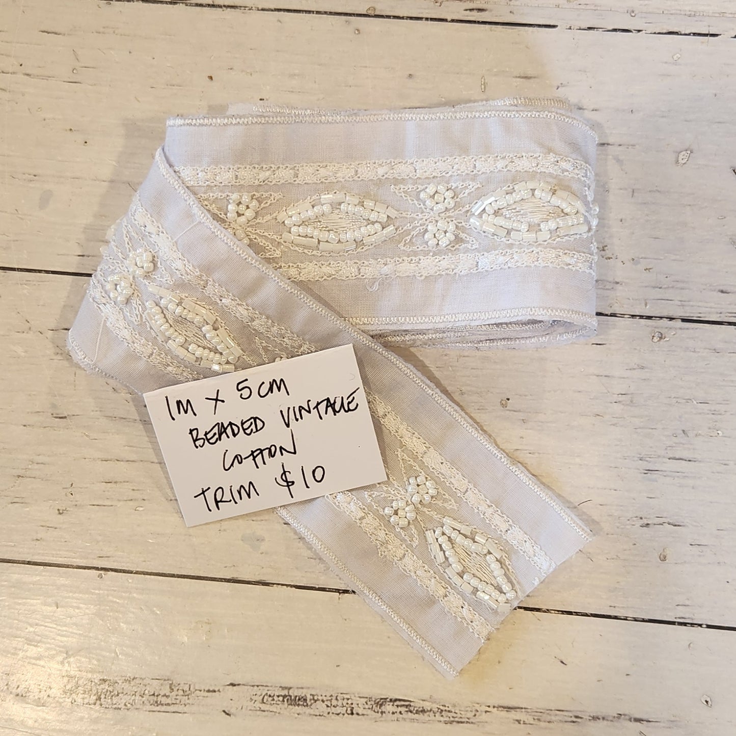 1m Beaded vintage cotton trim
