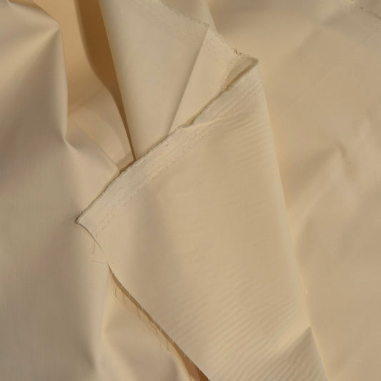1.95m Cream cotton shirting