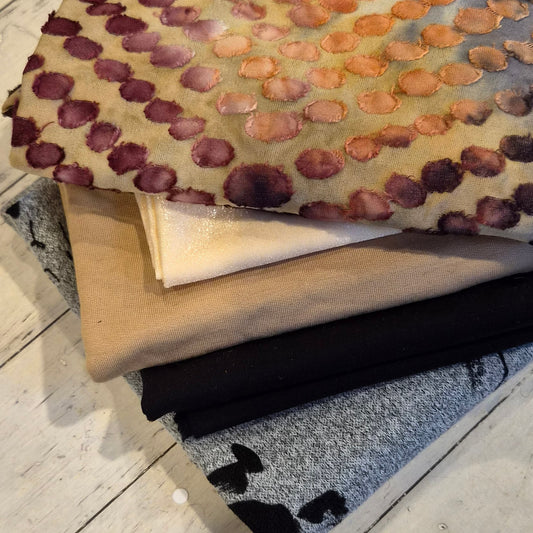 10. 5 pieces assorted knits and jersey
