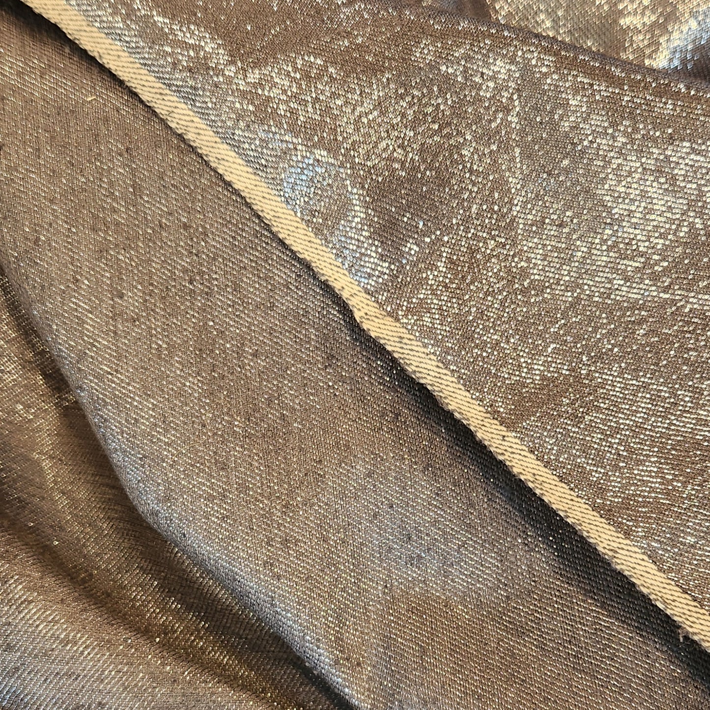 Pewter lurex lightweight suiting