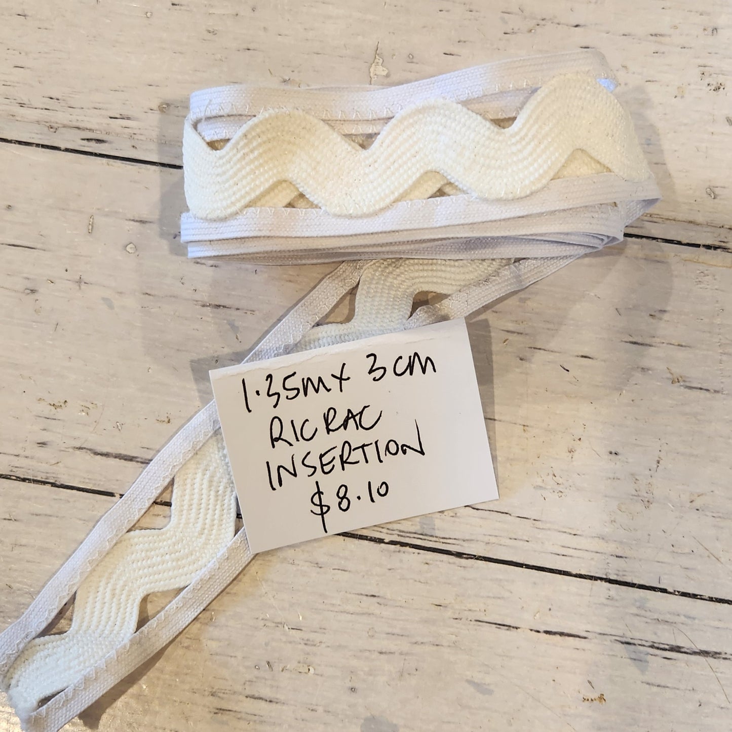 1.35m Ricrac insertion