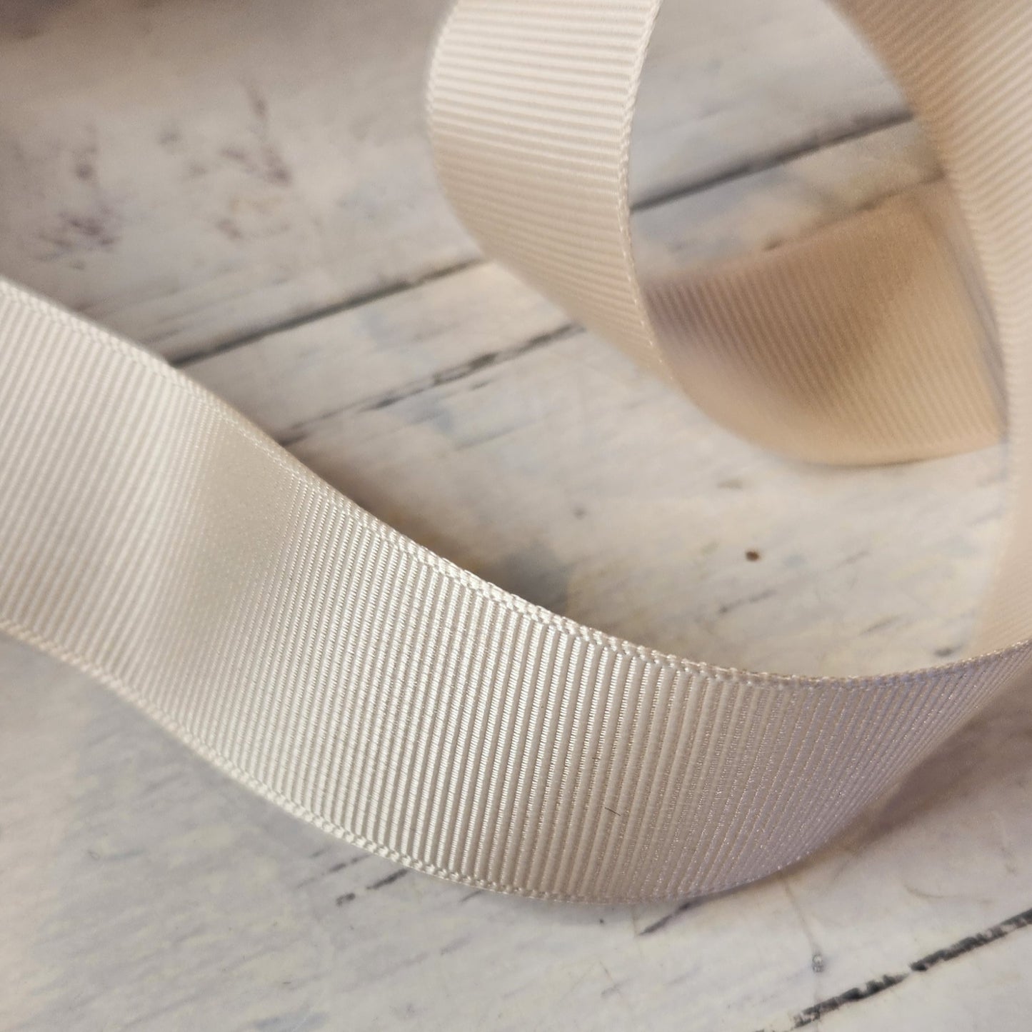 Pale mocha 25mm grossgrain ribbon