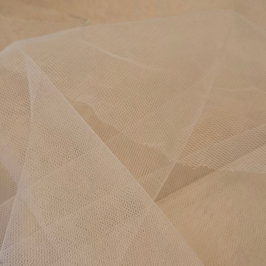 5m Peachy beige tulle