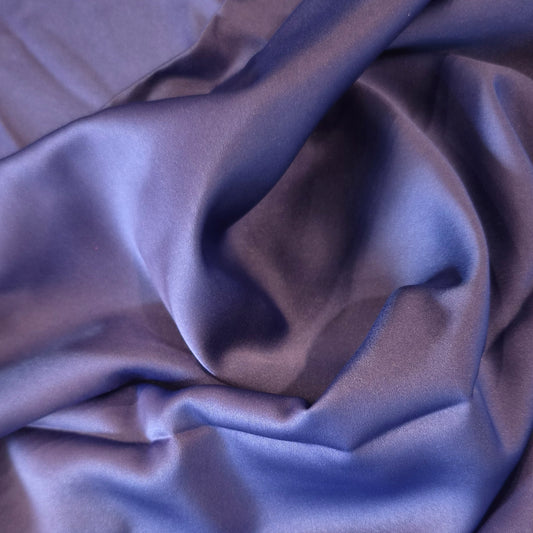 Cobalt de lustred satin