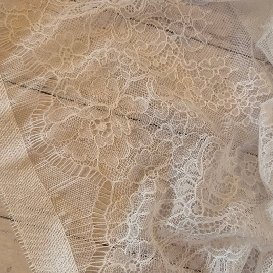3m Lace panel rose border
