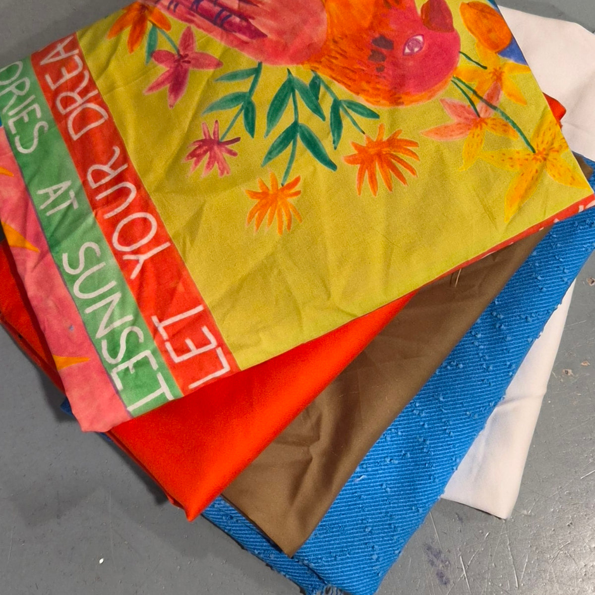 44. 5 pieces assorted cotton satin and shirting