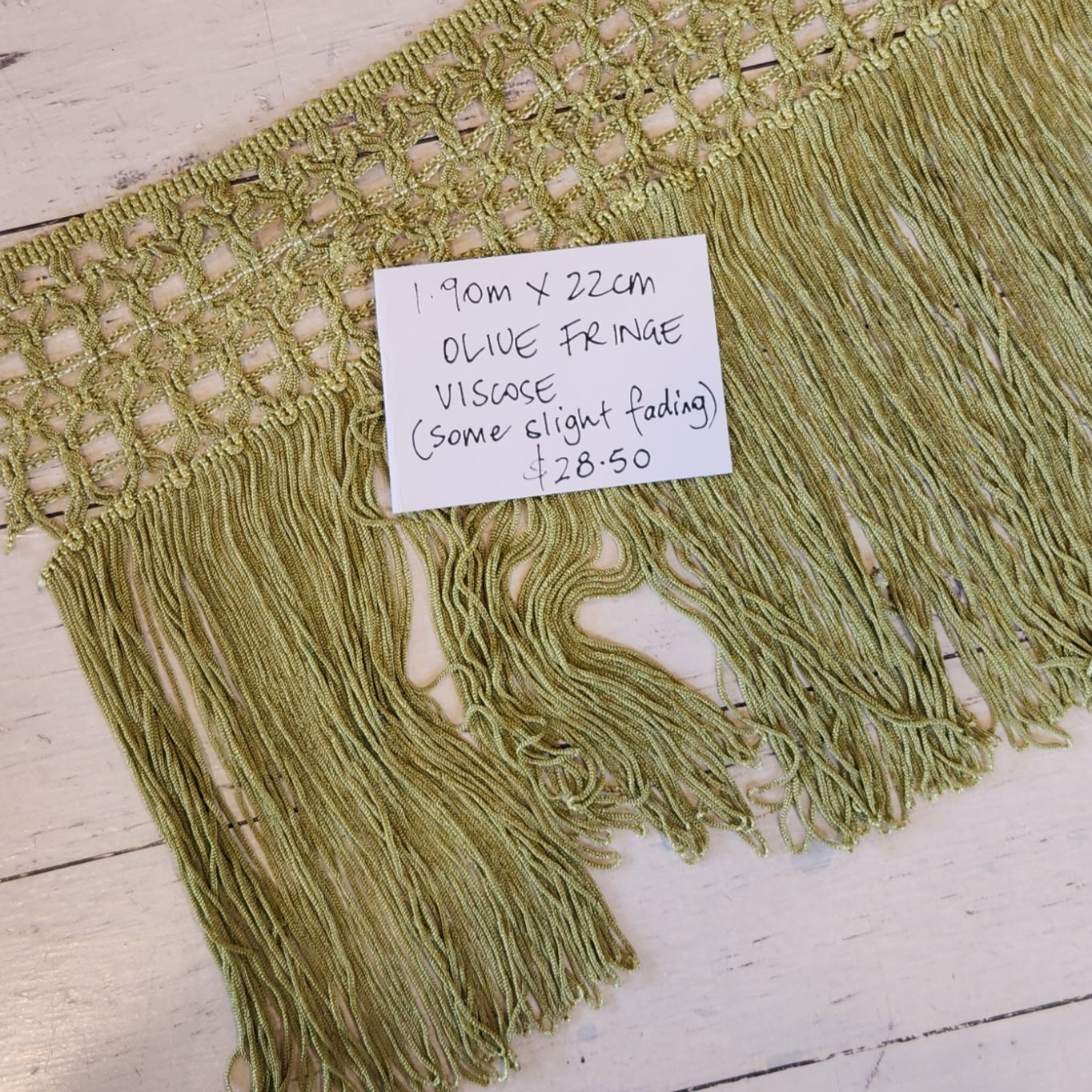 1.90m Olive fringe viscose