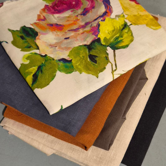 46. 6 pieces assorted linen