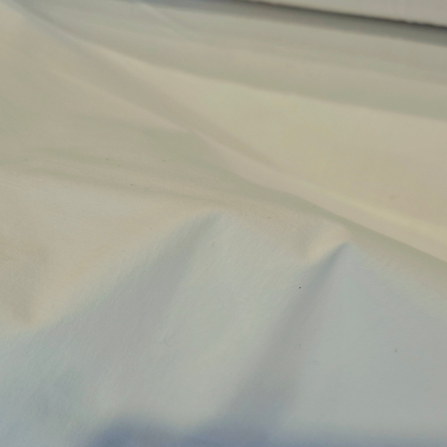 Lou Lou White stretch cotton shirting