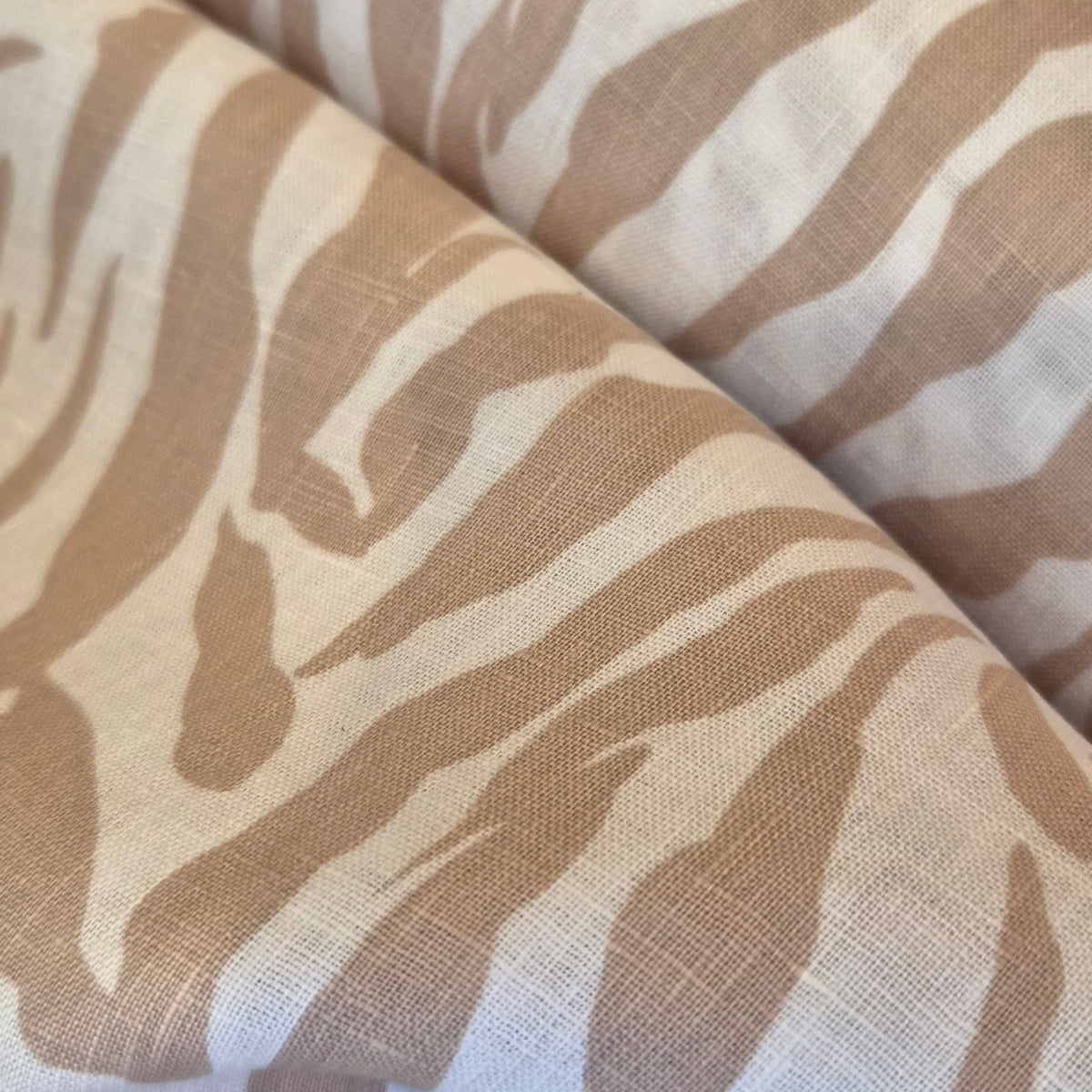 Fawn tiger linen