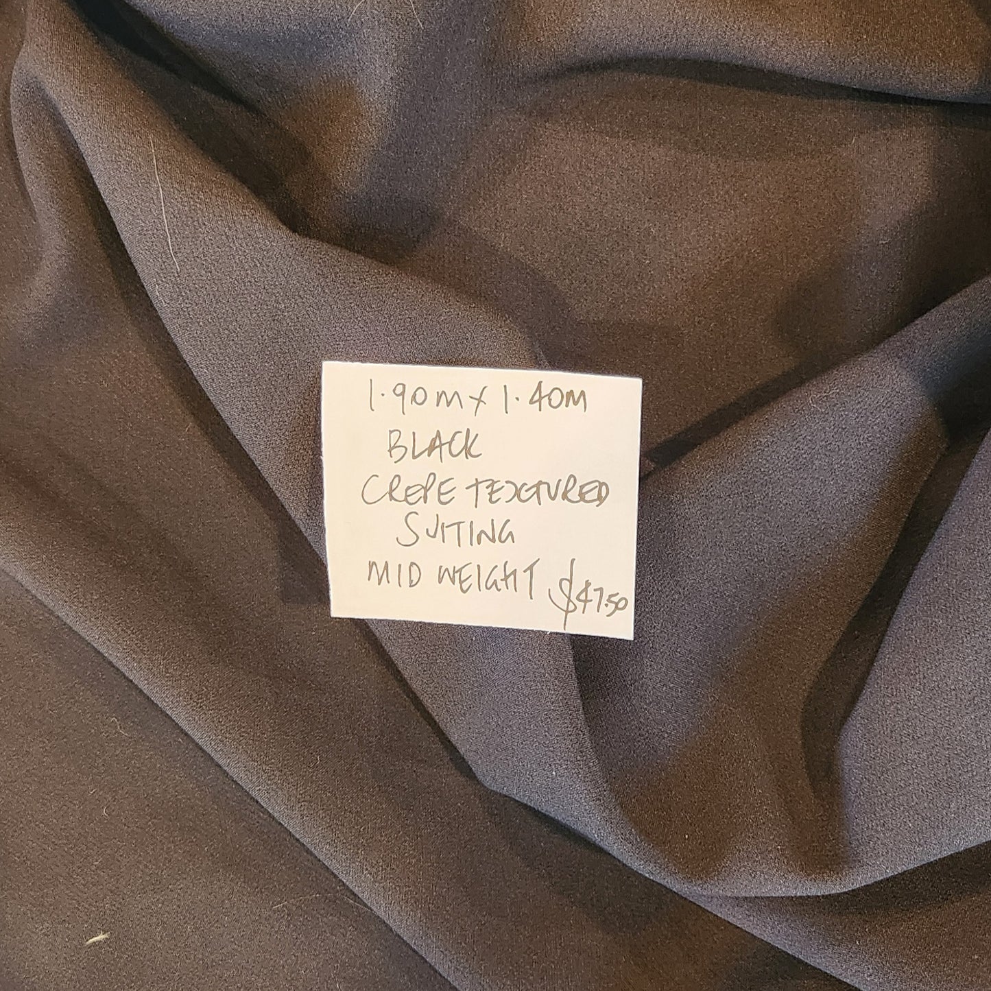 1.9m Black crepe textured suiting