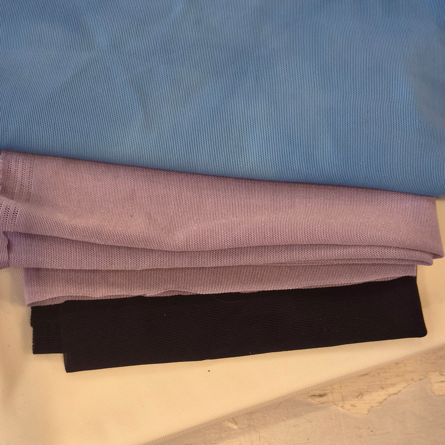 #45 Bundle of powermesh pieces
