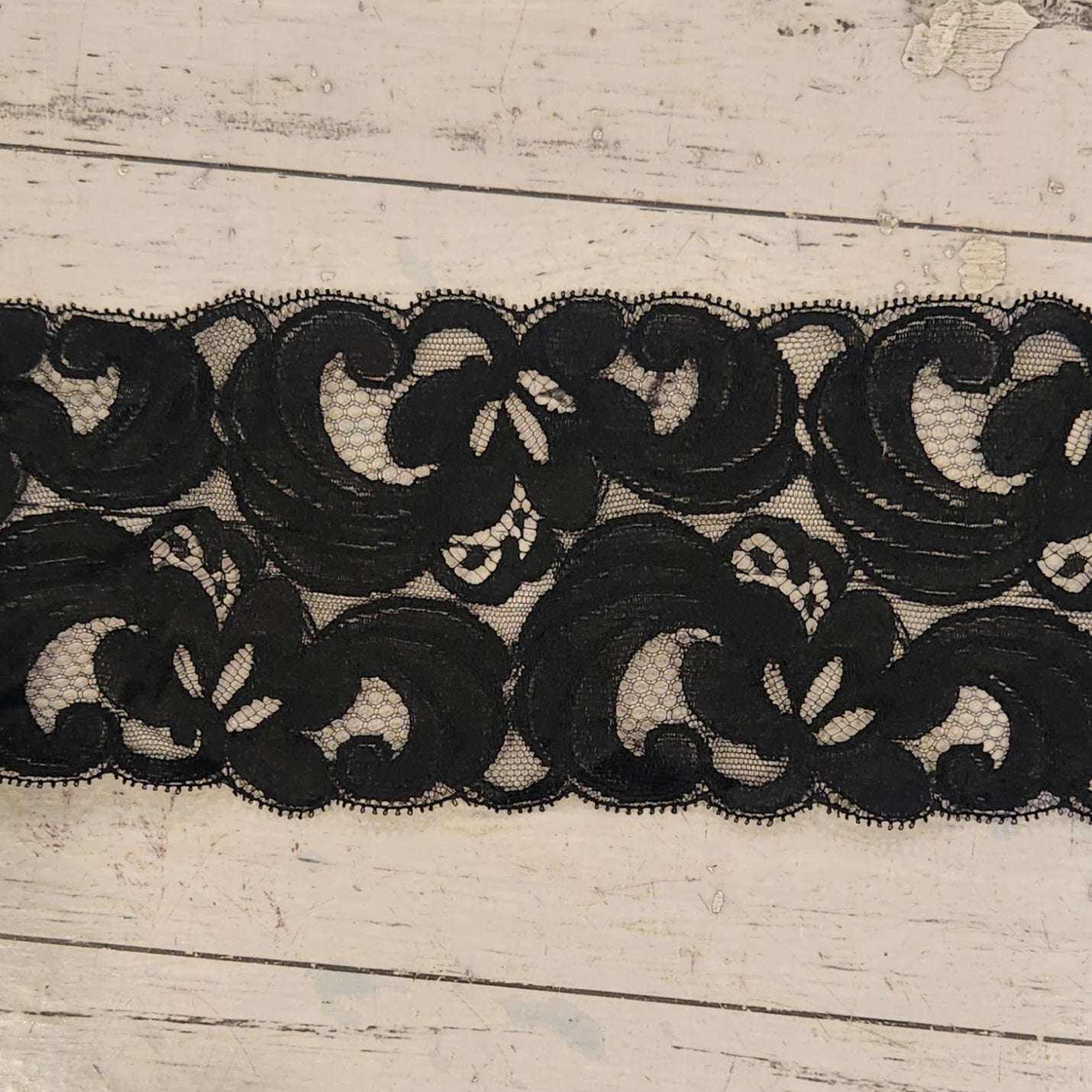 Lisa lace