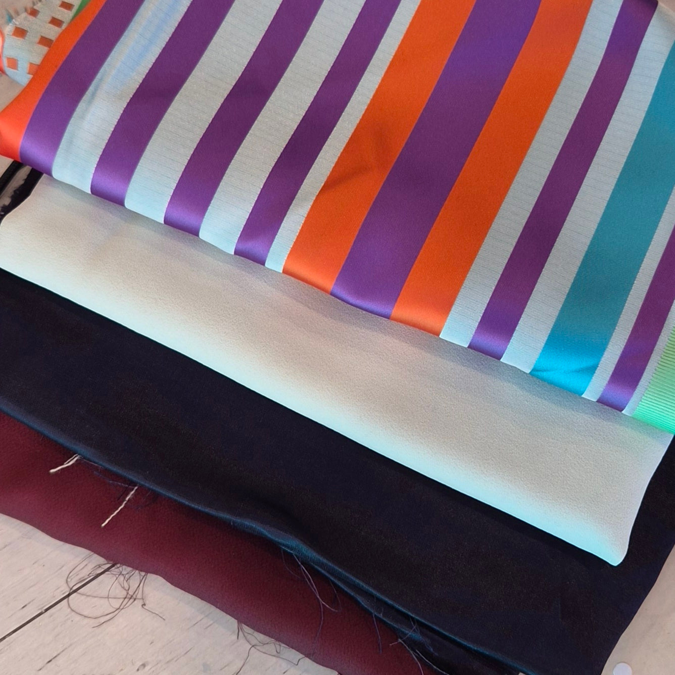 47. 4 pieces assorted crepe and satins